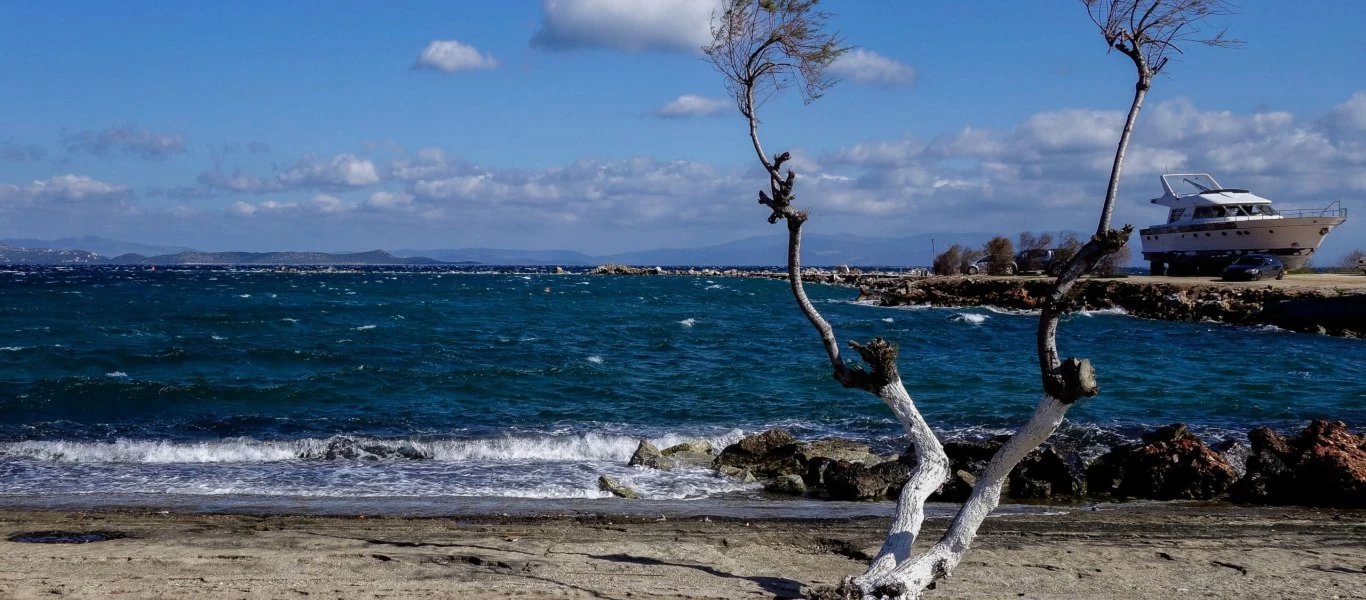 «Αγριεύει» σήμερα ο καιρός: Ως 7 μποφόρ στο Αιγαίο - Που θα σημειωθούν βροχές